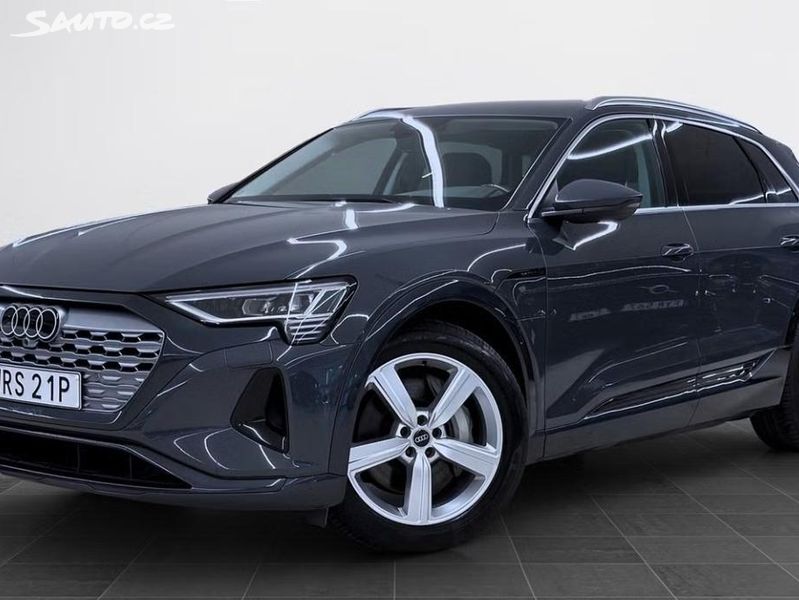 Audi Q8 e-tron, 50 Q SoH 94% Kamera Vzduch Taž